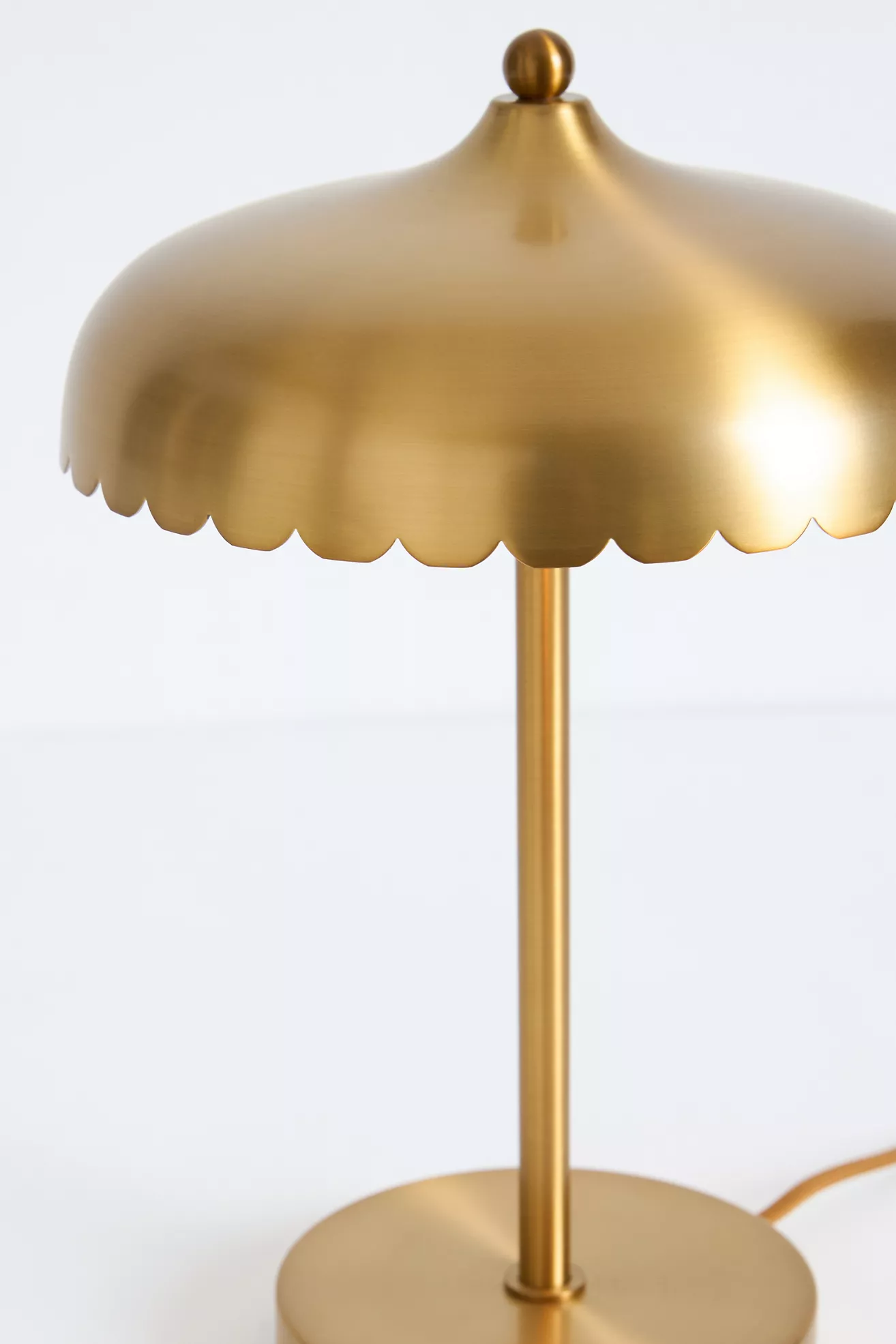 Simone Metal Table Lamp - thumbnail 4