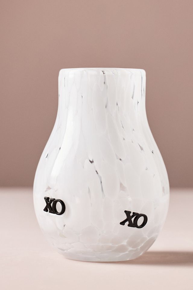 The Icon Vase: Valentine's Edition #2