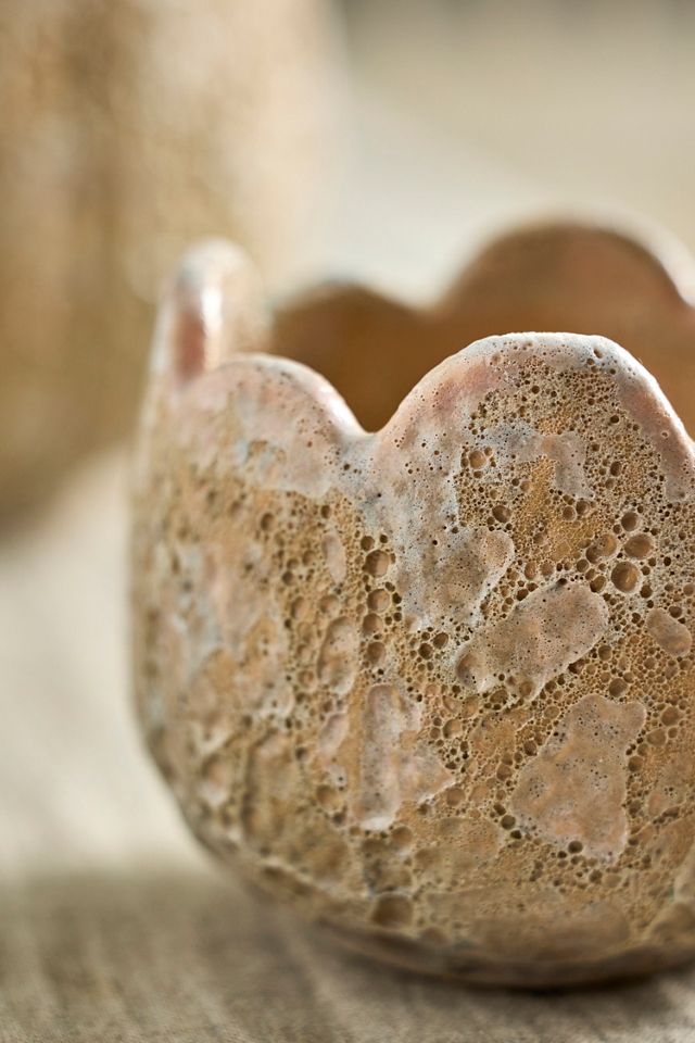 Rounded Leaves Ceramic Planter #3