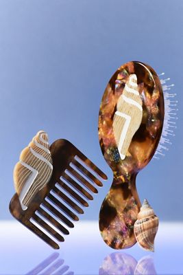 Solar Eclipse Handpainted Compact 2-1 Perfect Daily Brush