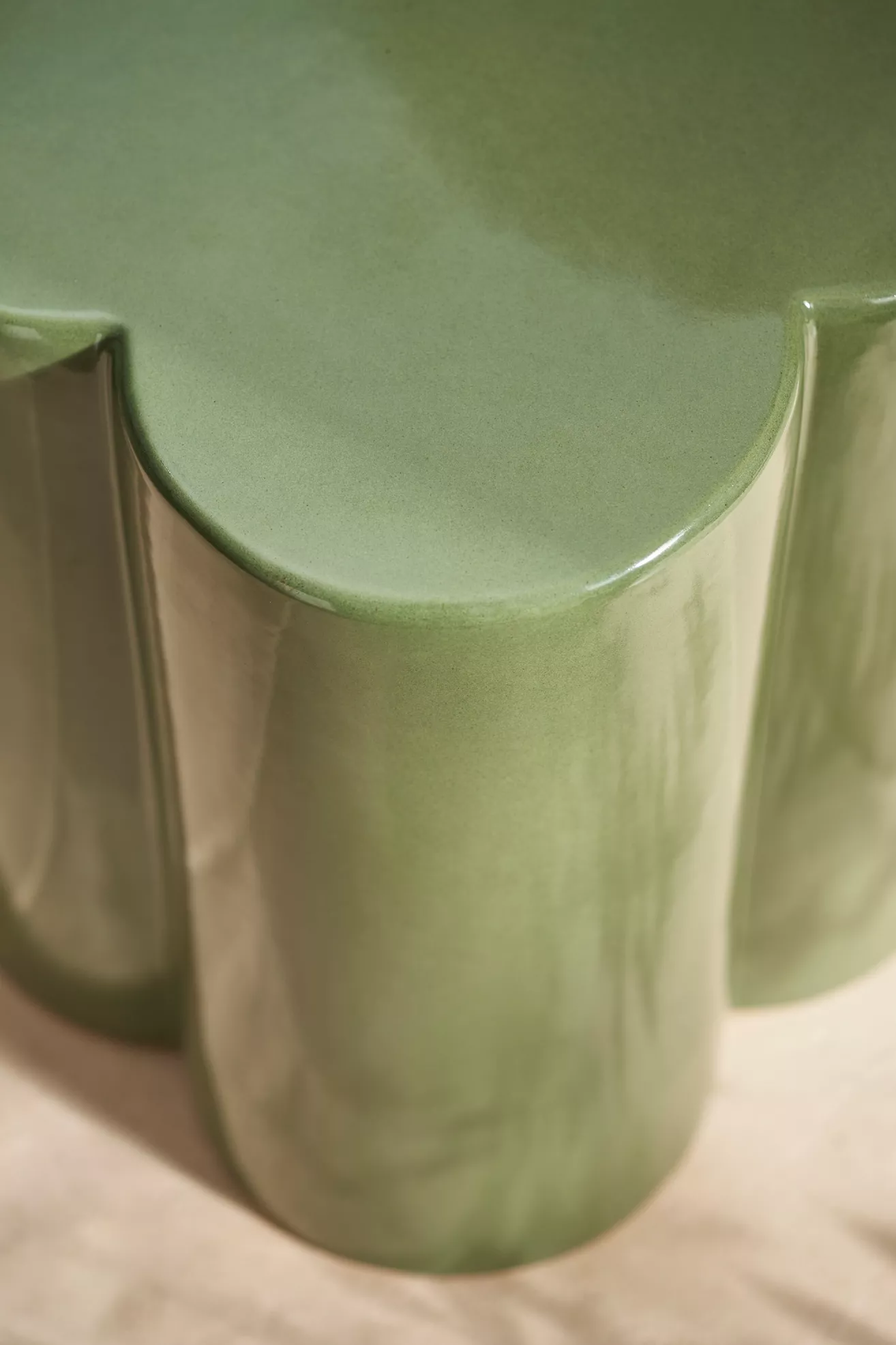 Clover Ceramic Side Table - thumbnail 9