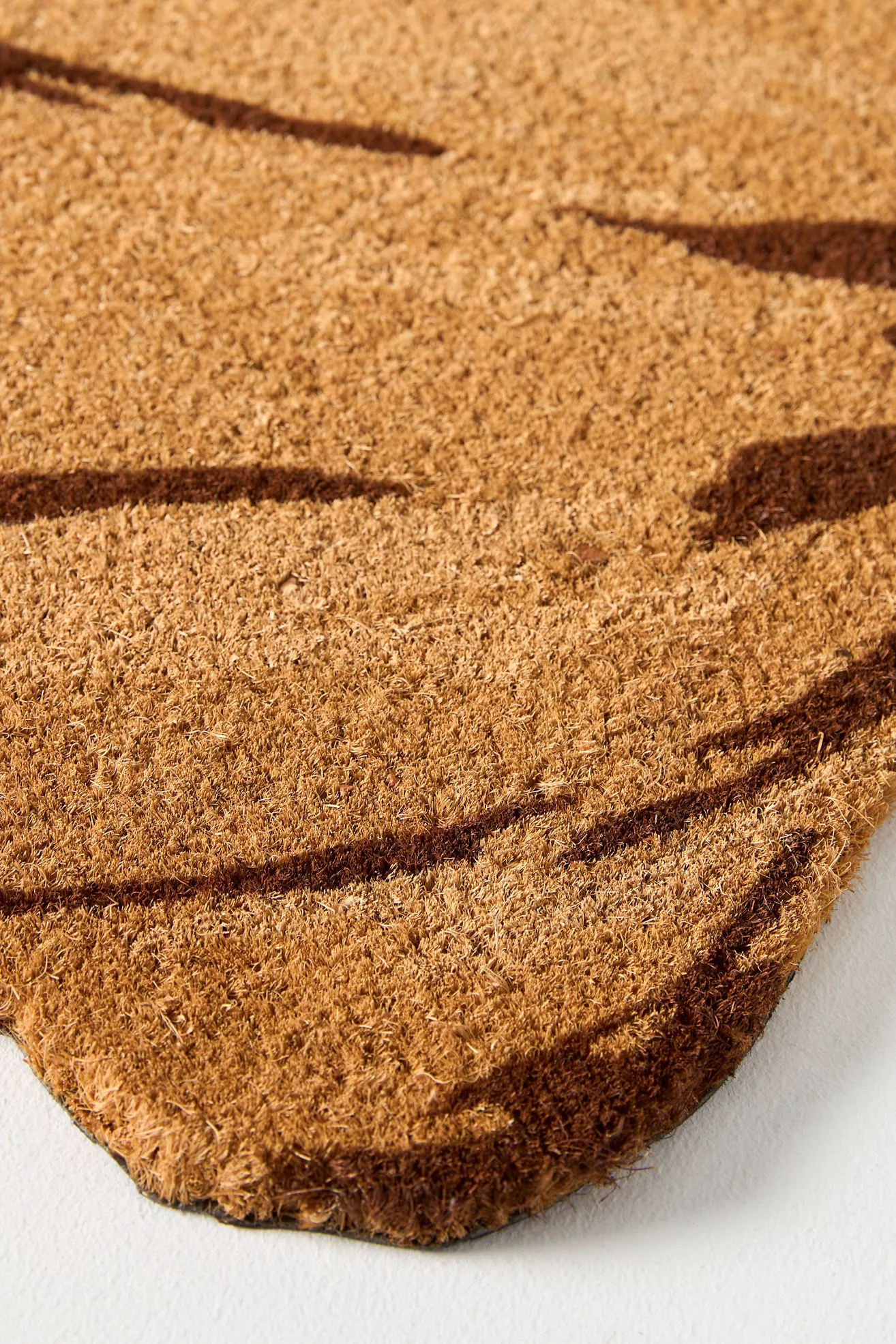 Croissant-Shaped Coir Printed Doormat - thumbnail 2