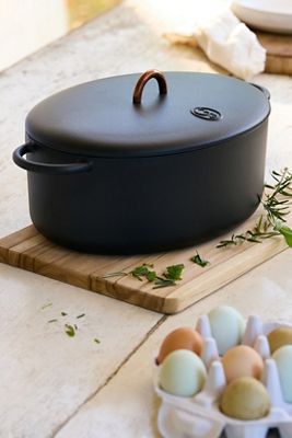 Great Jones 6.75 QT The Dutchess Dutch Oven