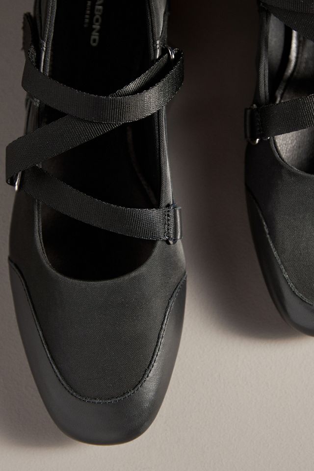 Vagabond Hillary Strap Flats
