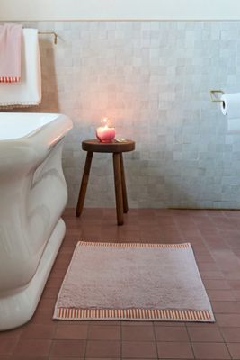 Sloane Cotton Embroidered Bath Mat