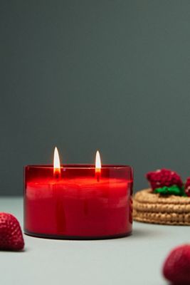 Fruta Fruity Strawberry & Guava Handwoven Lid Glass Candle