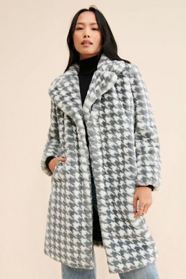 NVLT Houndstooth Printed Coat