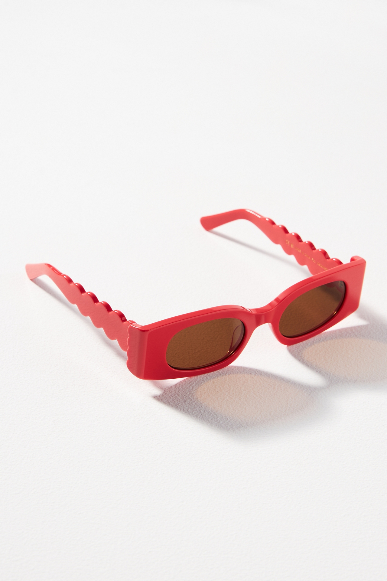 Rectangle Wavy Temple Sunglasses
