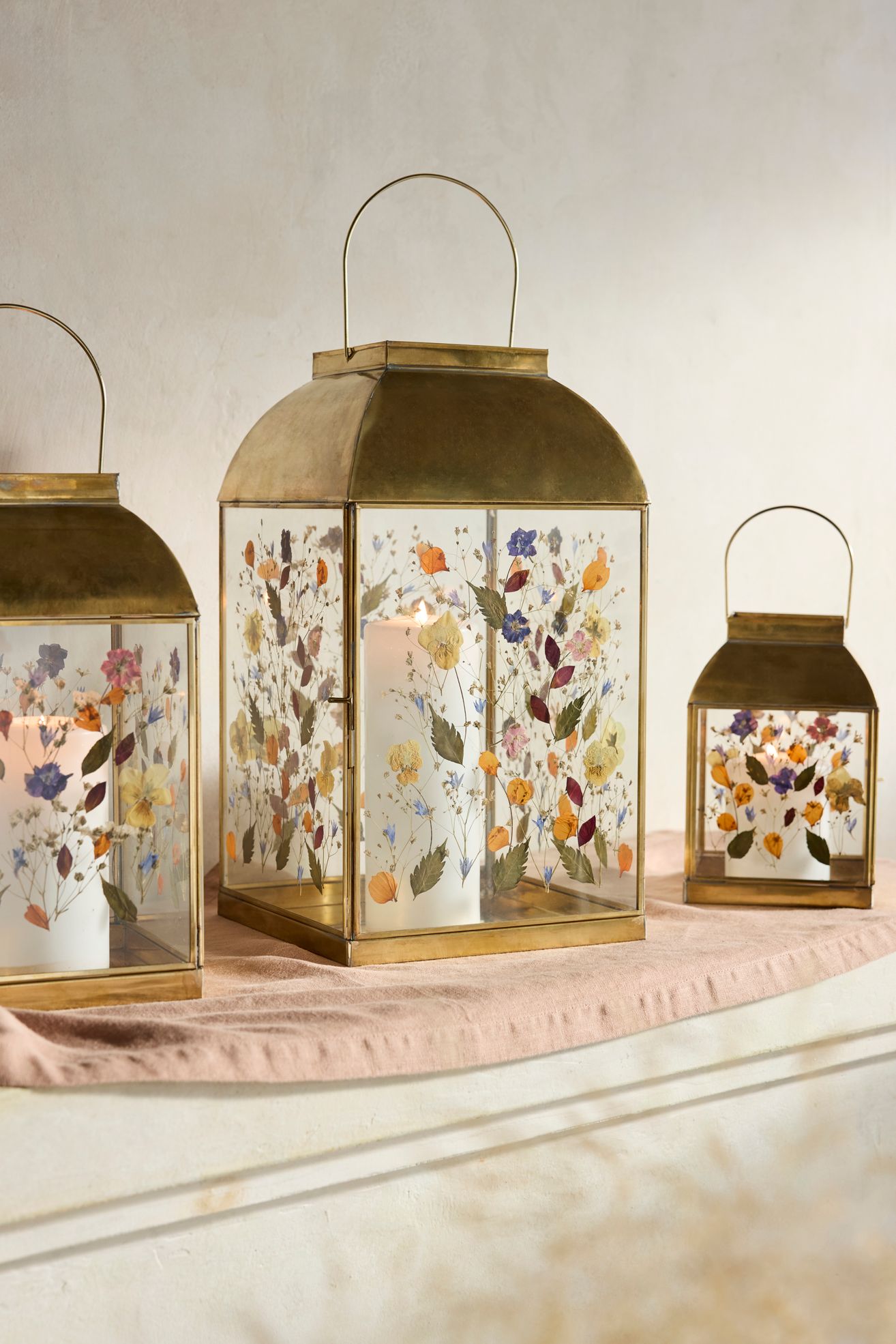 Pressed Floral Lantern - Gold, Standard, M