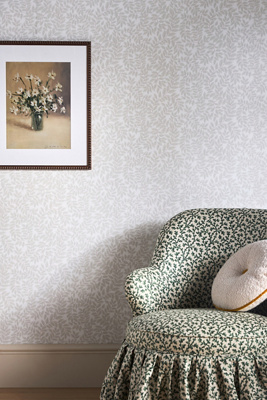 Anthropologie Lindlöv Light Leafy Vines Floral Wallpaper