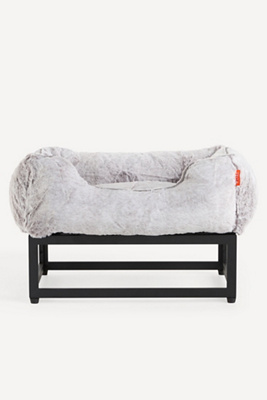 Füzi Luxe Elevated Dog Bed In Beige