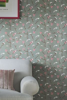 Ottoline Olivia Floral Muddy Wallpaper