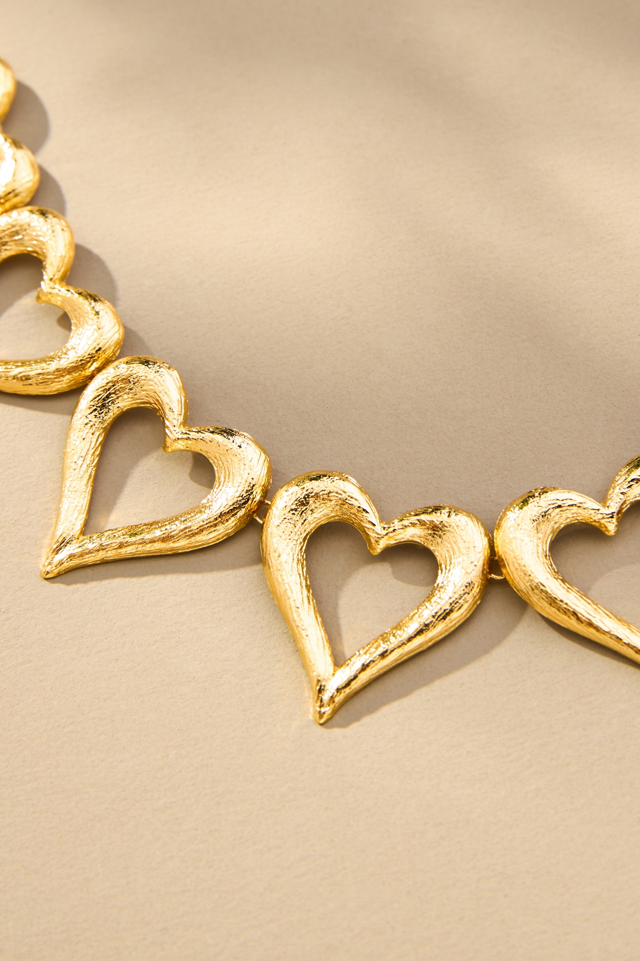 LYNYER Open Heart Necklace