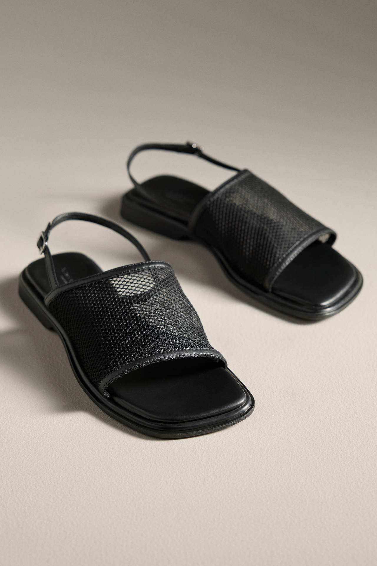 Vagabond Izzy Strappy Sandals