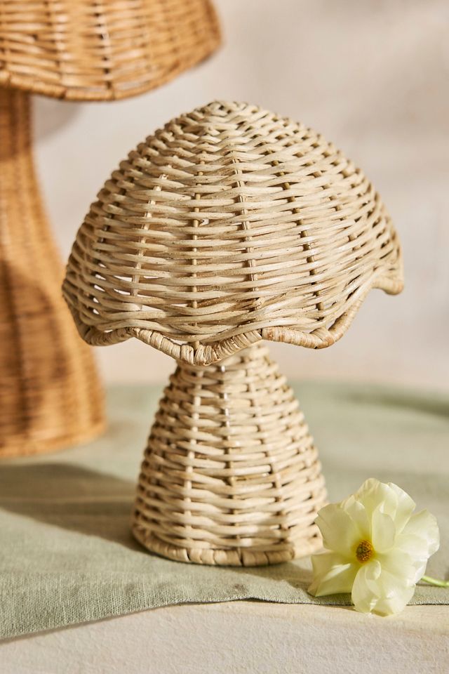 Scalloped Wicker Mushroom #1
