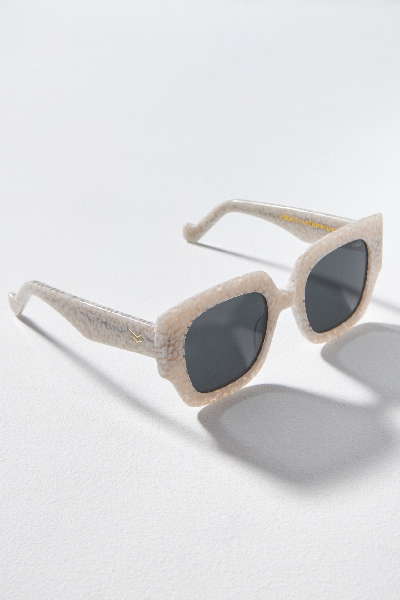 I-SEA Sonia Pebbled Sunglasses