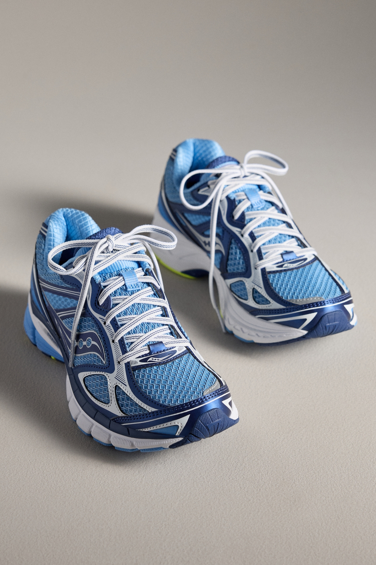 Saucony ProGrid Guide 7 Sneakers