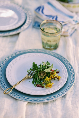 The Mediterranean Dish Chiseled Stoneware Dessert Plates, Set of 4 - White