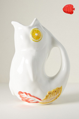 Micola Stoneware Fish Jug en White chez - Anthropologie - Modalova