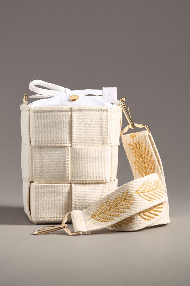 Teiruma Libertad Woven Bucket Bag #1