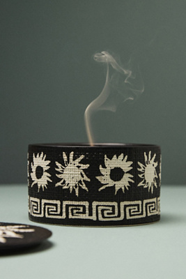 Black & White Graphic Woody Seaside Pine Ceramic Candle