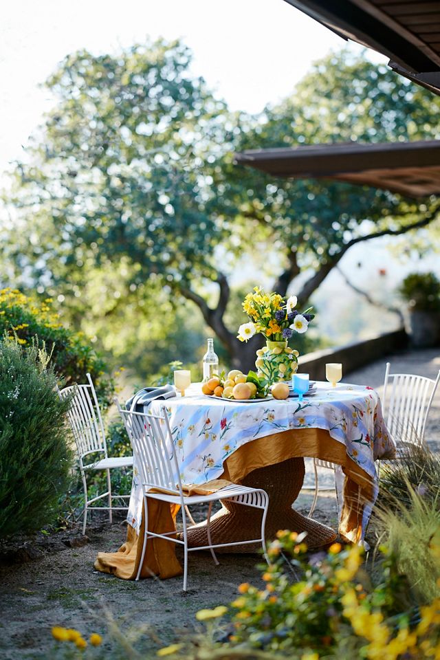Pedestal All Weather Wicker Round Dining Table #4