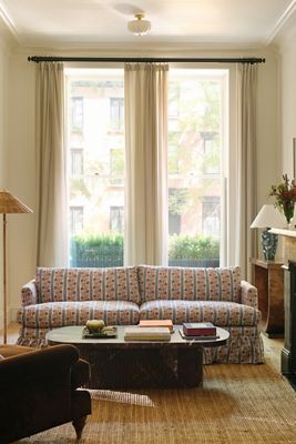 Bowen 83"  Ruffle Sofa
