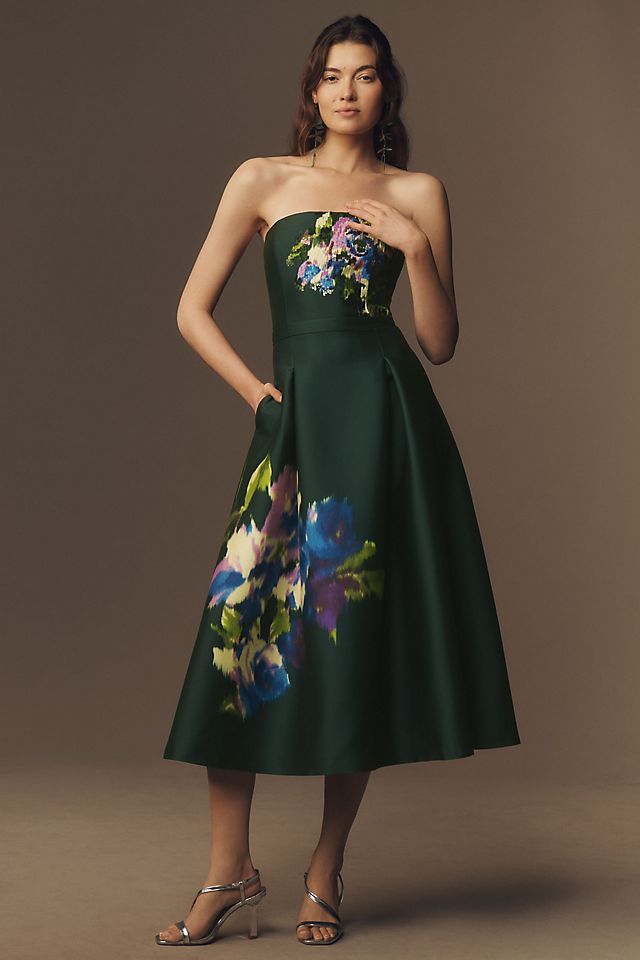 sachin and babi dresses & Embellished Monaco Gown - Forest Green Babi Chelsea gown features a sleek bias cut sleeve of crinkle georgette with an asymmetric seam at the waist Sachin & Babi Strapless Shay
