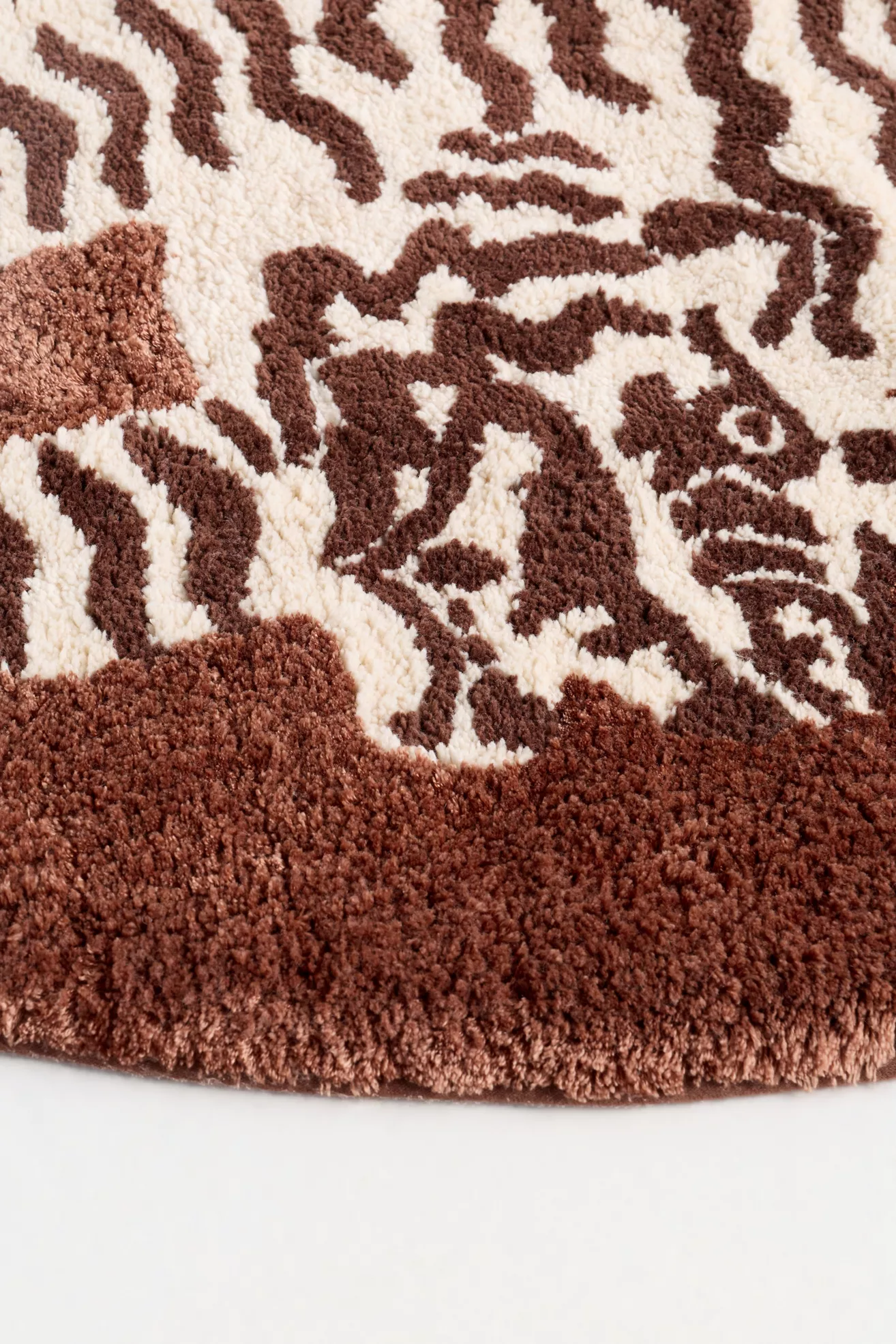 Isa Tiger Bath Mat - thumbnail 2