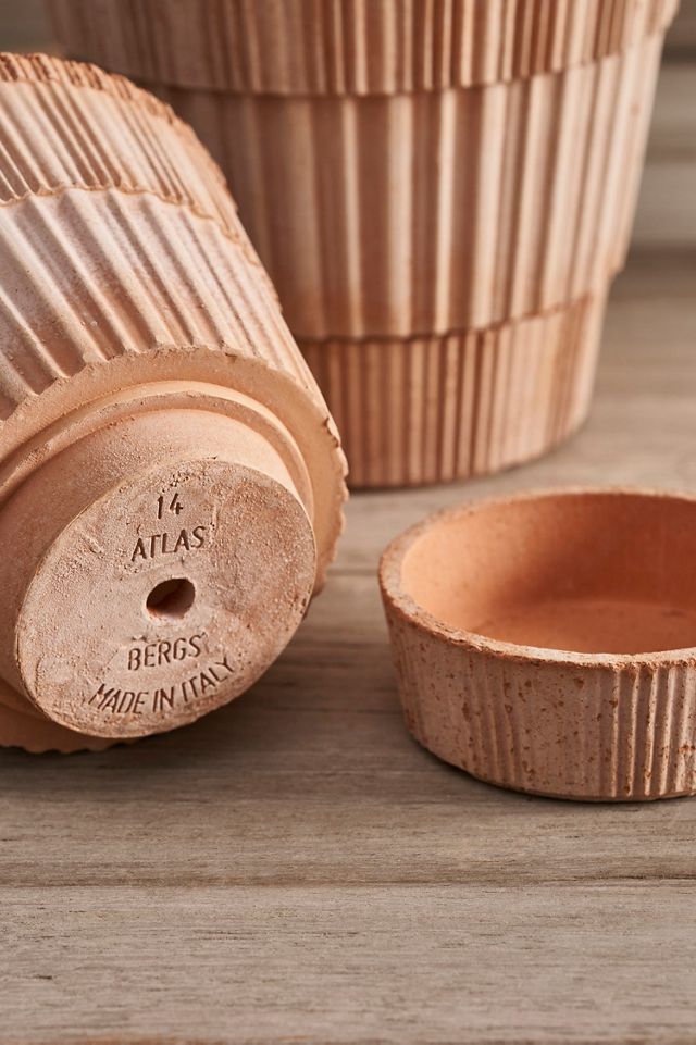 Bergs Atlas Terracotta Pot + Saucer Set #2