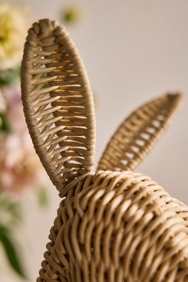 Wicker Bunny, Sitting #1