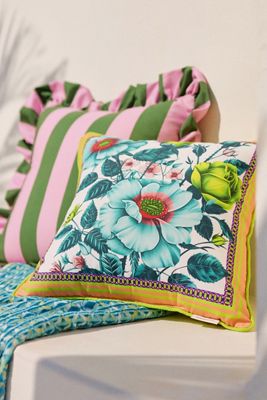 Chevron Indoor/Outdoor Woven Pillow