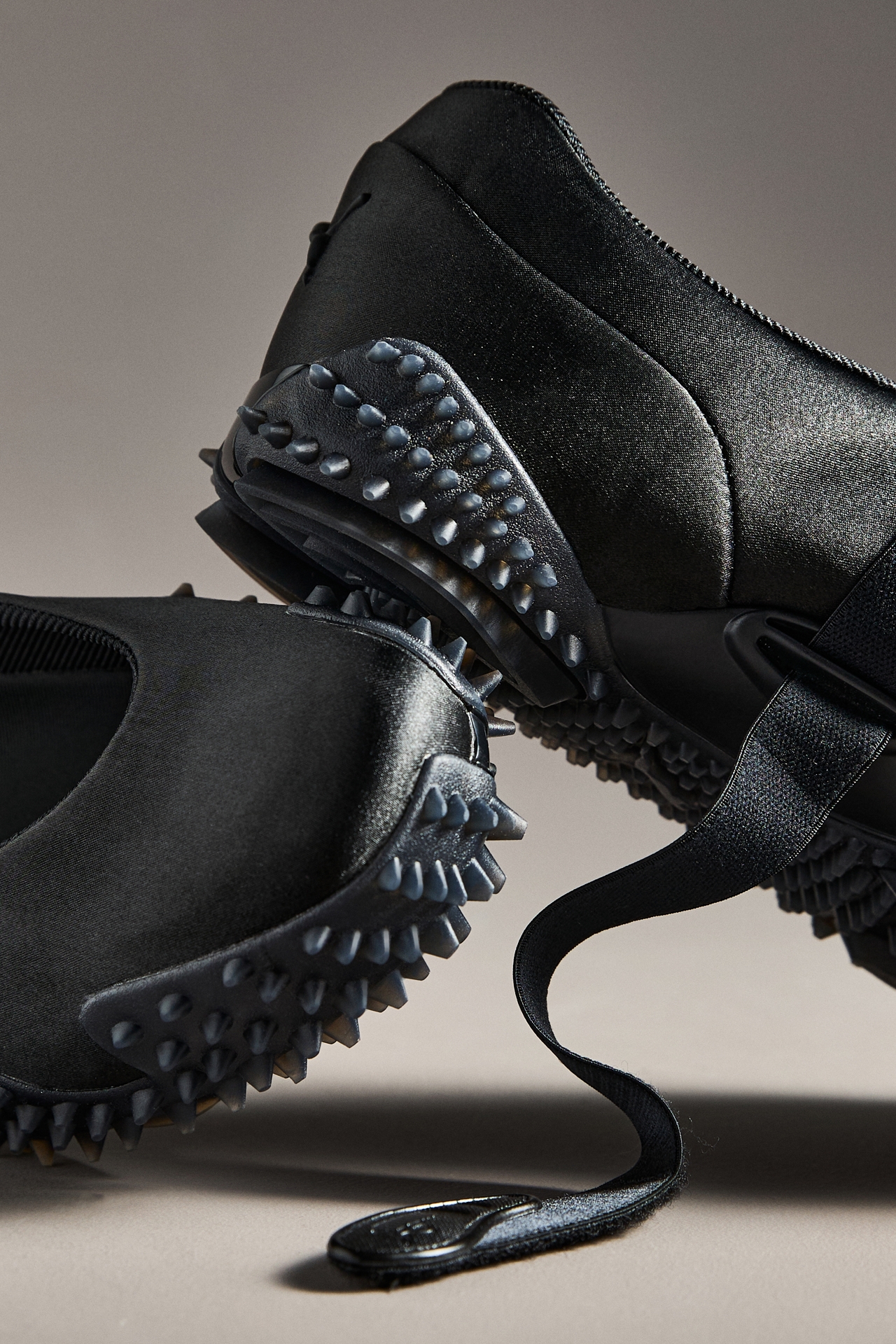 PUMA Mostro Fey Sneakers