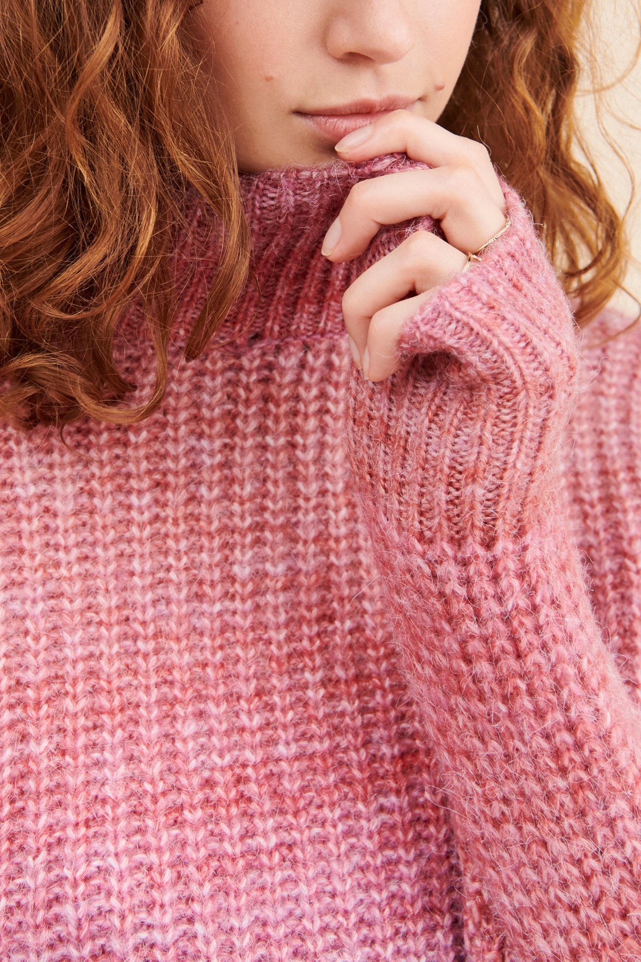 RD Style Ombre Turtleneck Sweater