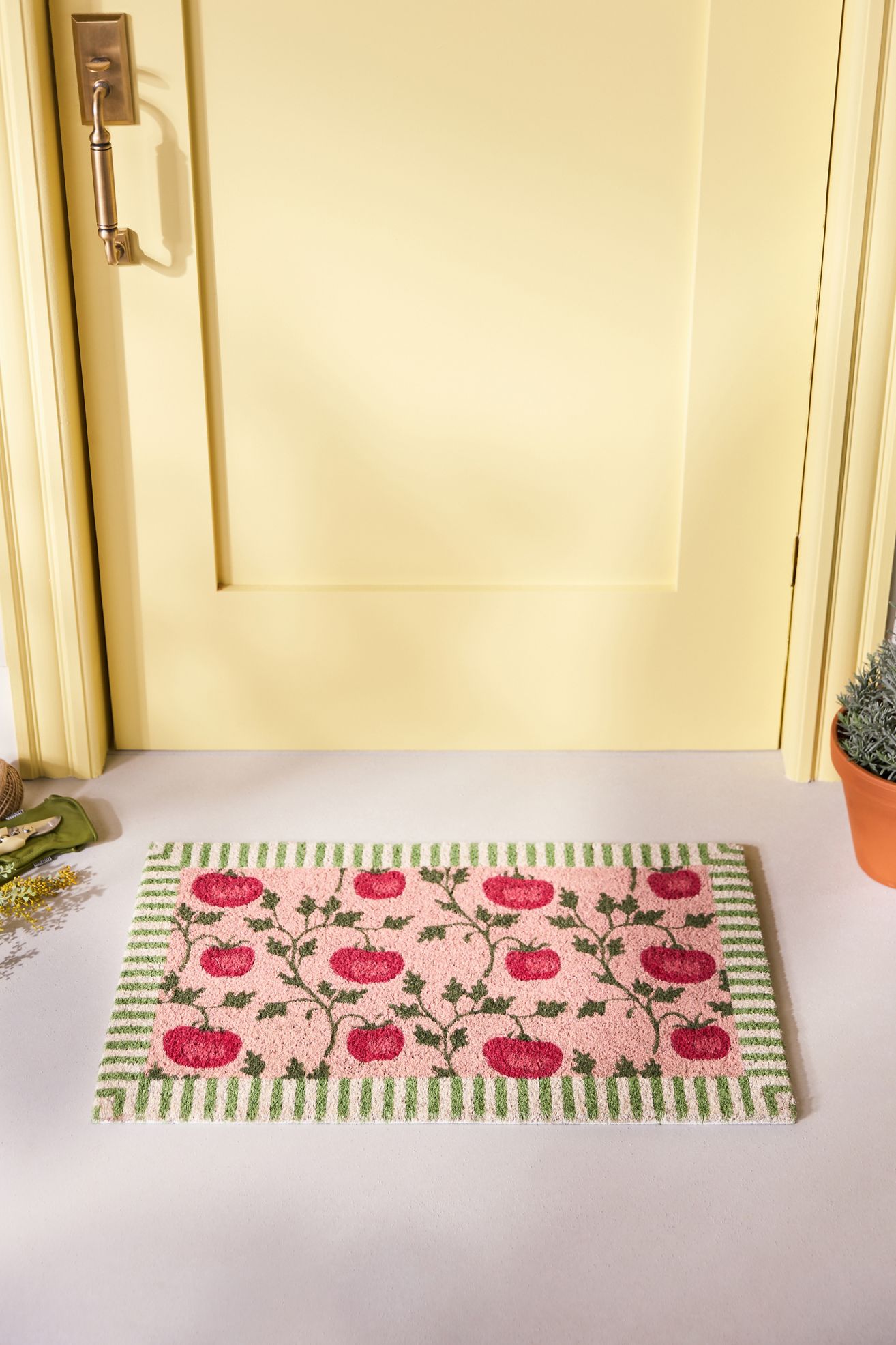 Tomatoes Printed Coir Doormat - Red, 18" x 30"