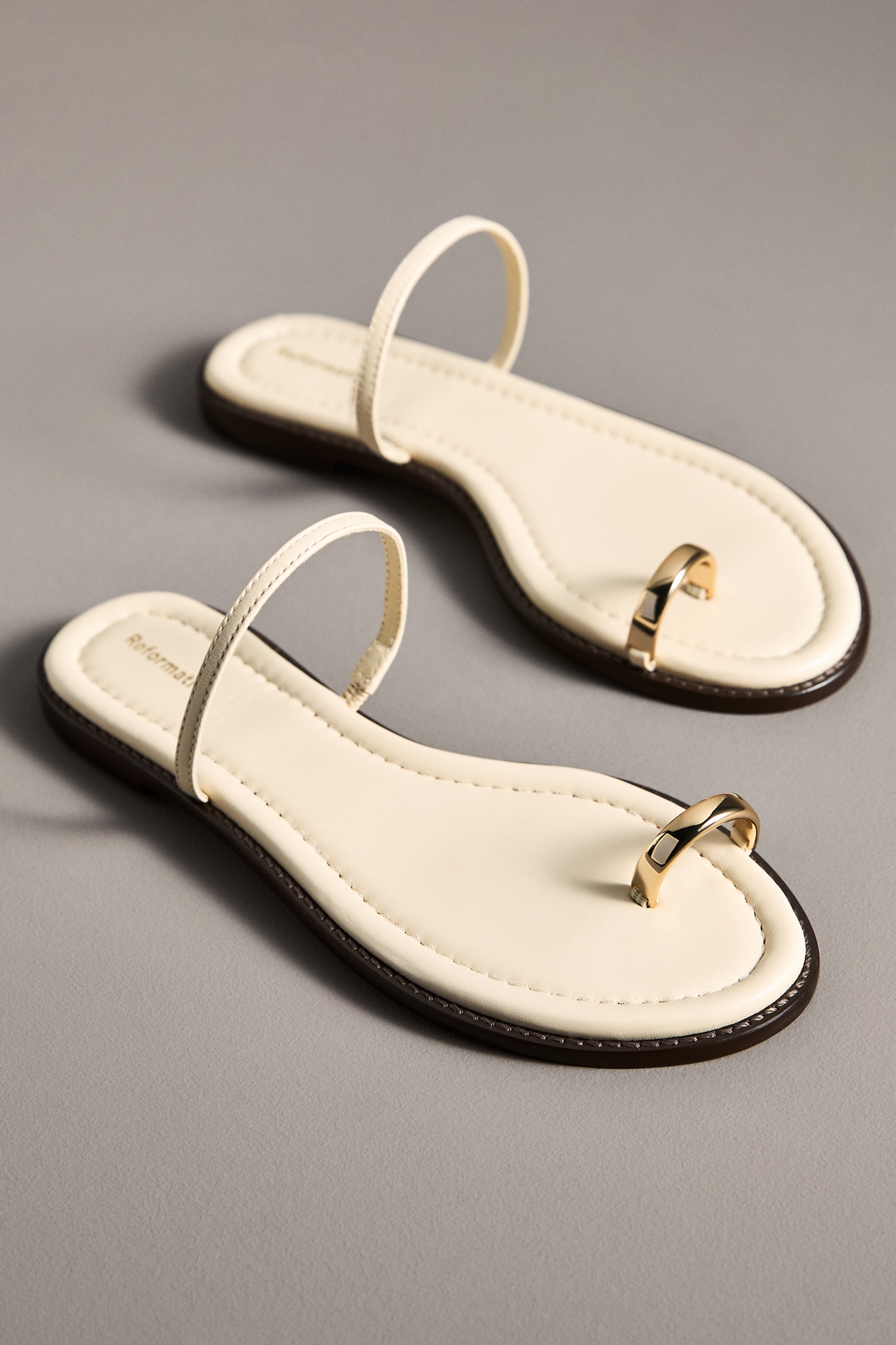 Reformation Cassandra Toe-Ring Flat Sandals