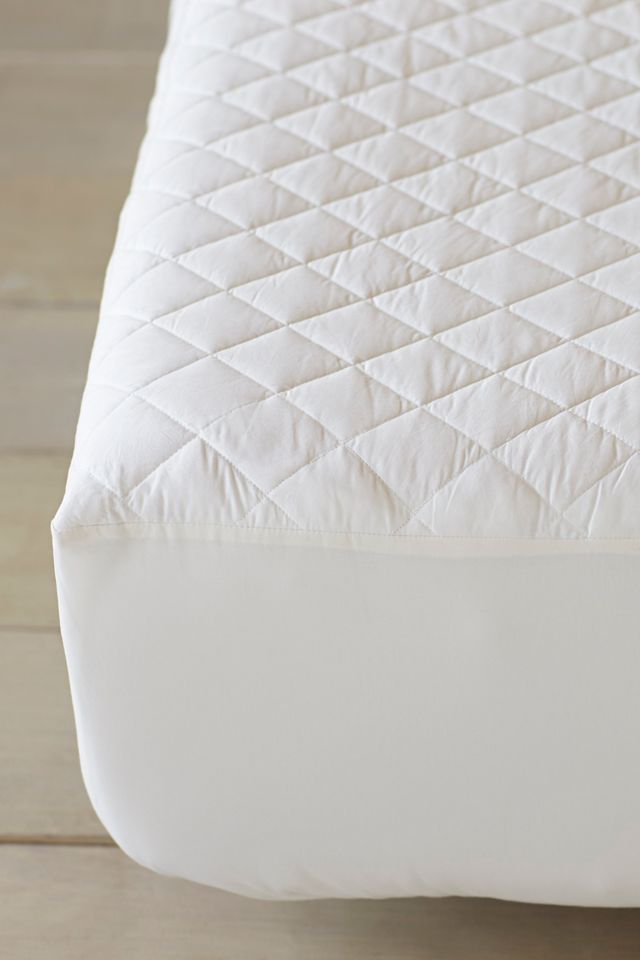 Quilted Full-Size Organic Cotton Mattress Pad in White