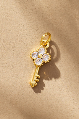 Boxbar Mini Clover Key Charm In Gold