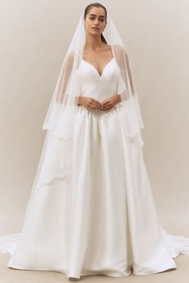 Jenny Yoo Roan Tulle Scallop Lace-Trim Bridal Veil