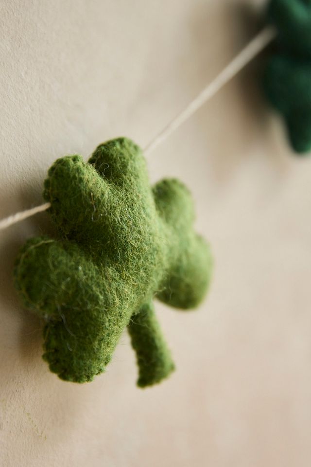 Felt Shamrock Garland #1