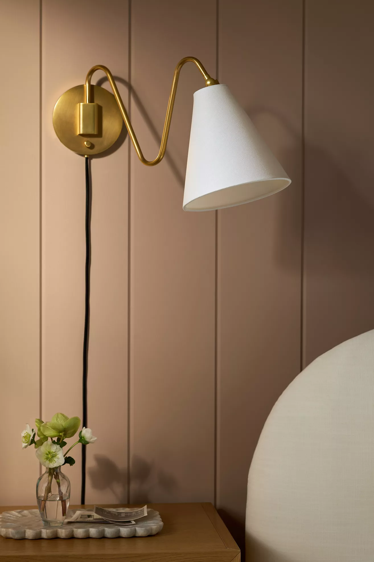 Onda Iron Single Plug-In Sconce Wall Light - thumbnail 2