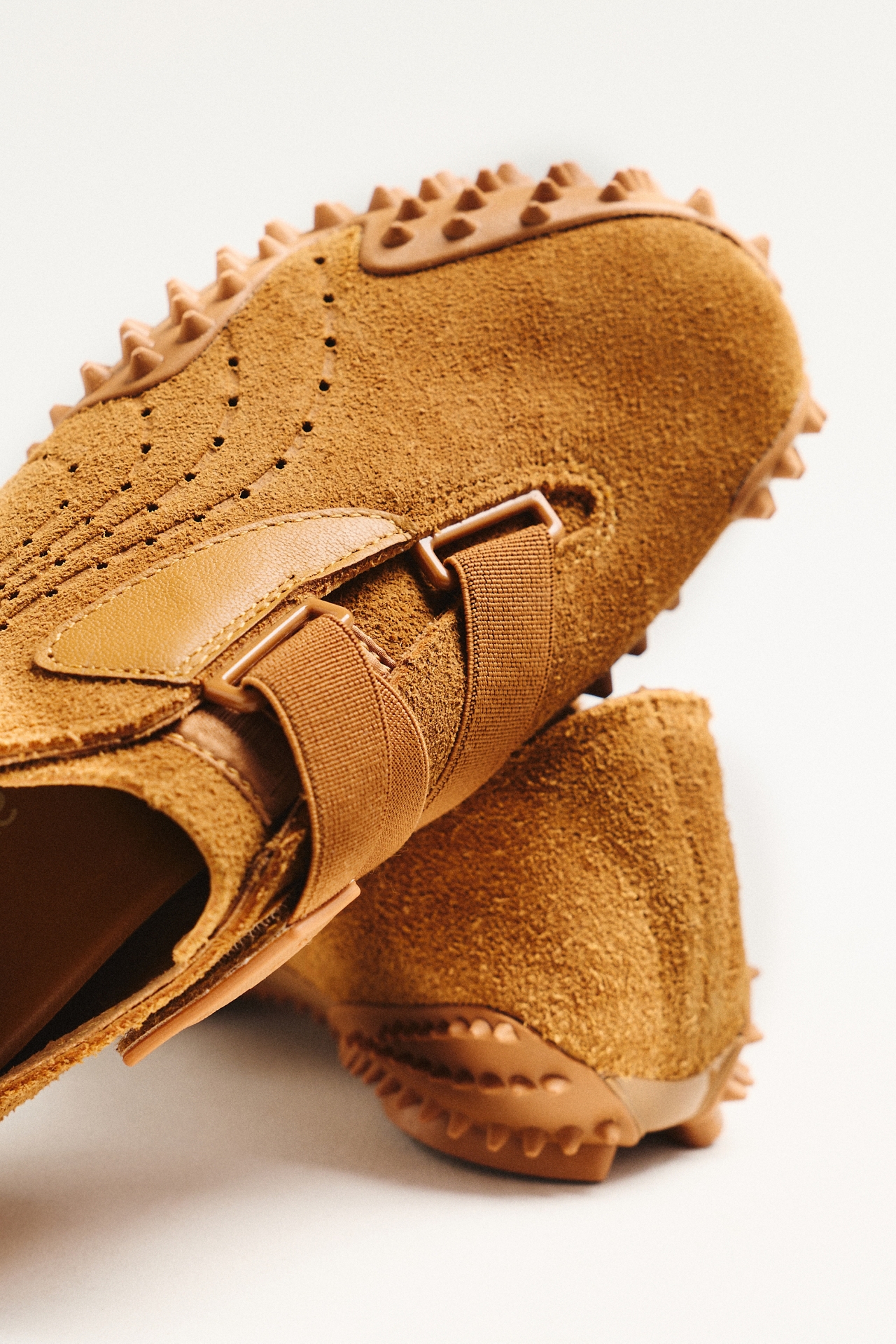 PUMA Mostro OG Prime Sneakers