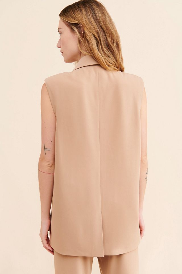 4th & Reckless Williams Sleeveless Oversized Blazer #1
