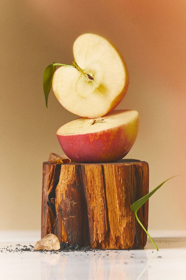 Leora Fruity Honeycrisp Oakwood Glass Candle #4
