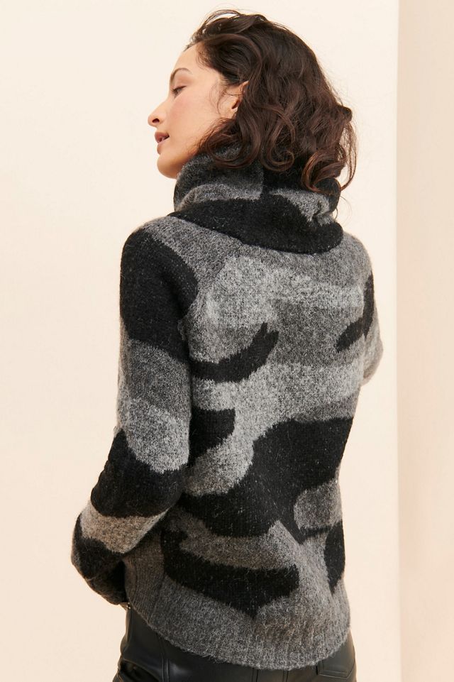 RD Style Camo Turtleneck #1
