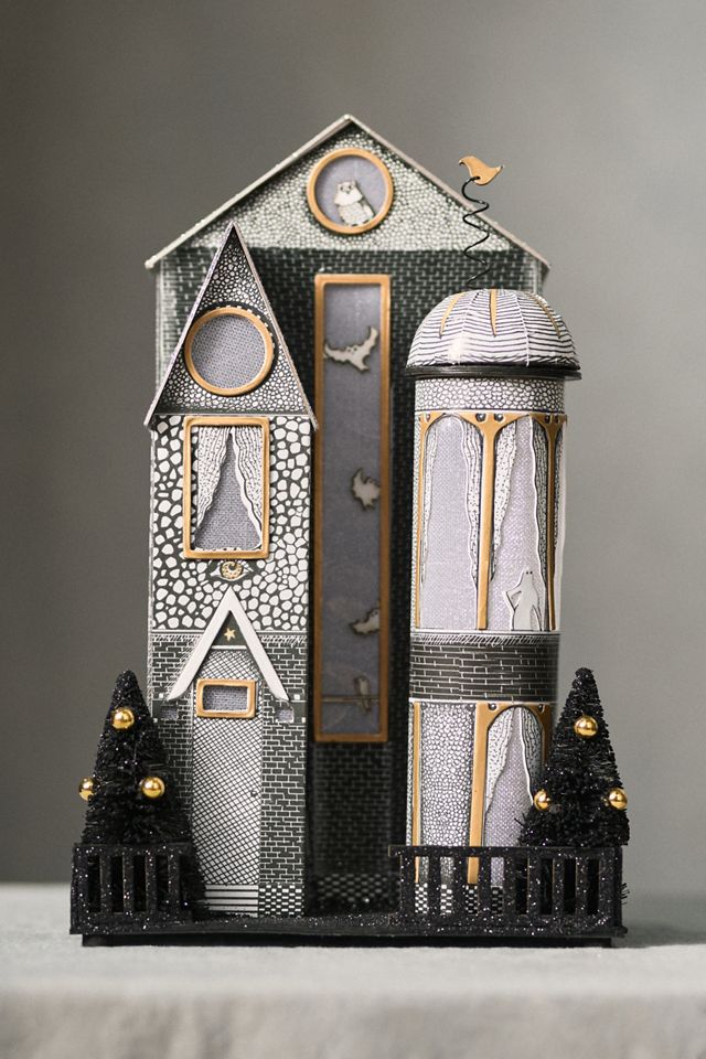 Florence Balducci LED Light-Up Decorative House