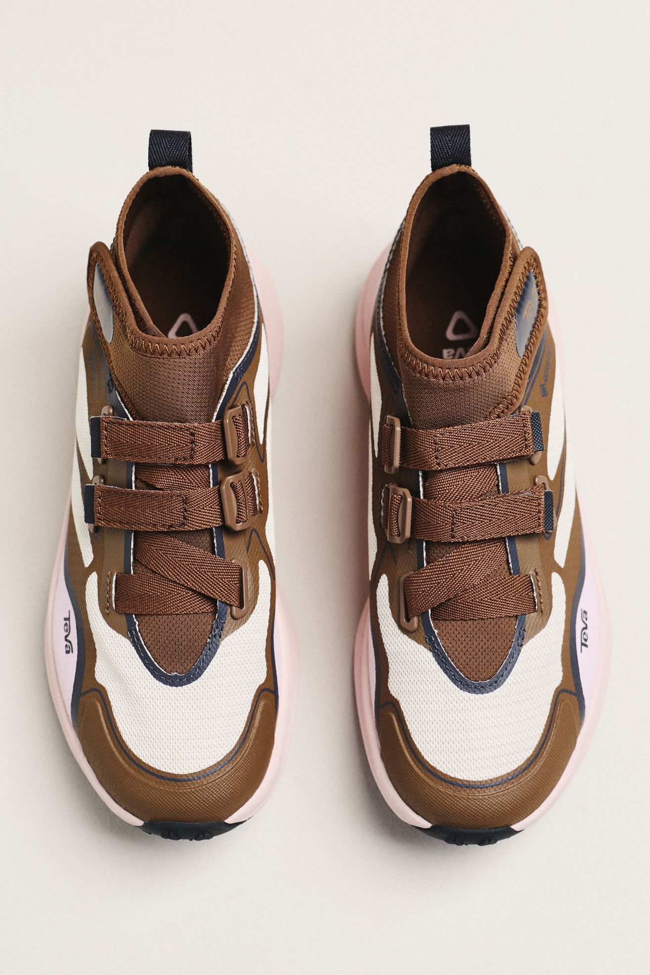 Teva Trailwinder Mid GORE-TEX Hiking Sneakers