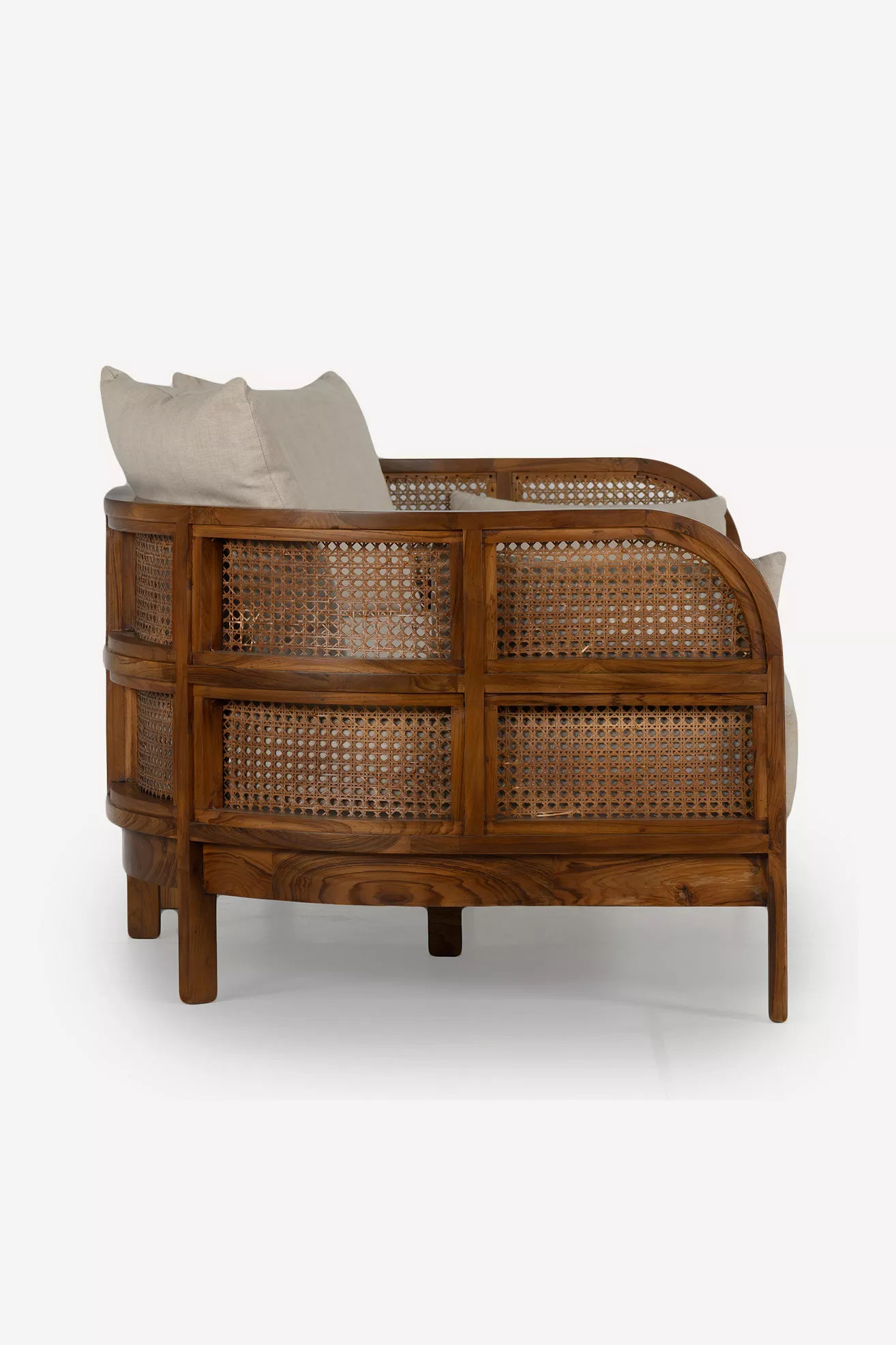 Back-right perspective of Nest 82" Linen Daybed