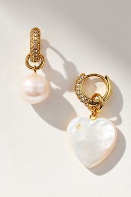 Love at First Sight Pearly Huggie Hoop Earrings