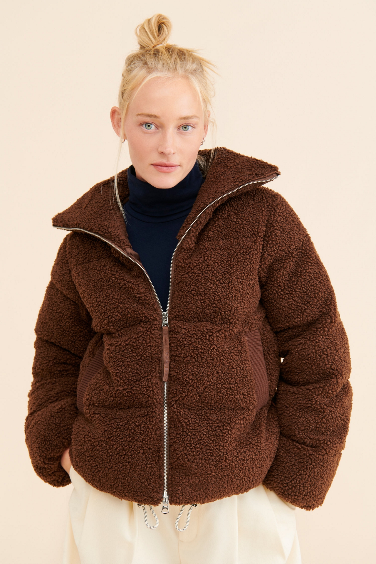 Varley Wilkins Sherpa Puffer